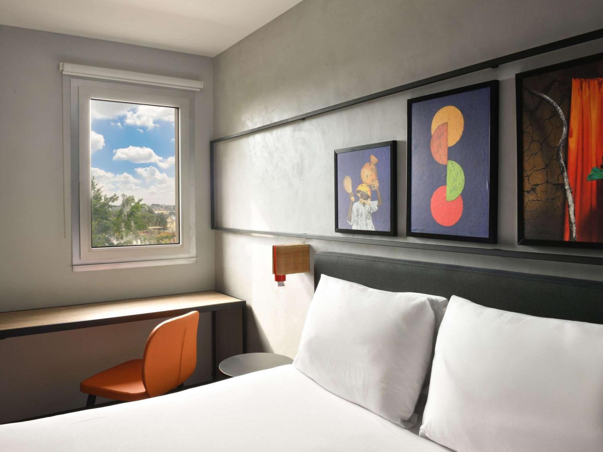 Ibis Styles Abidjan Plateau Hotel Екстериор снимка