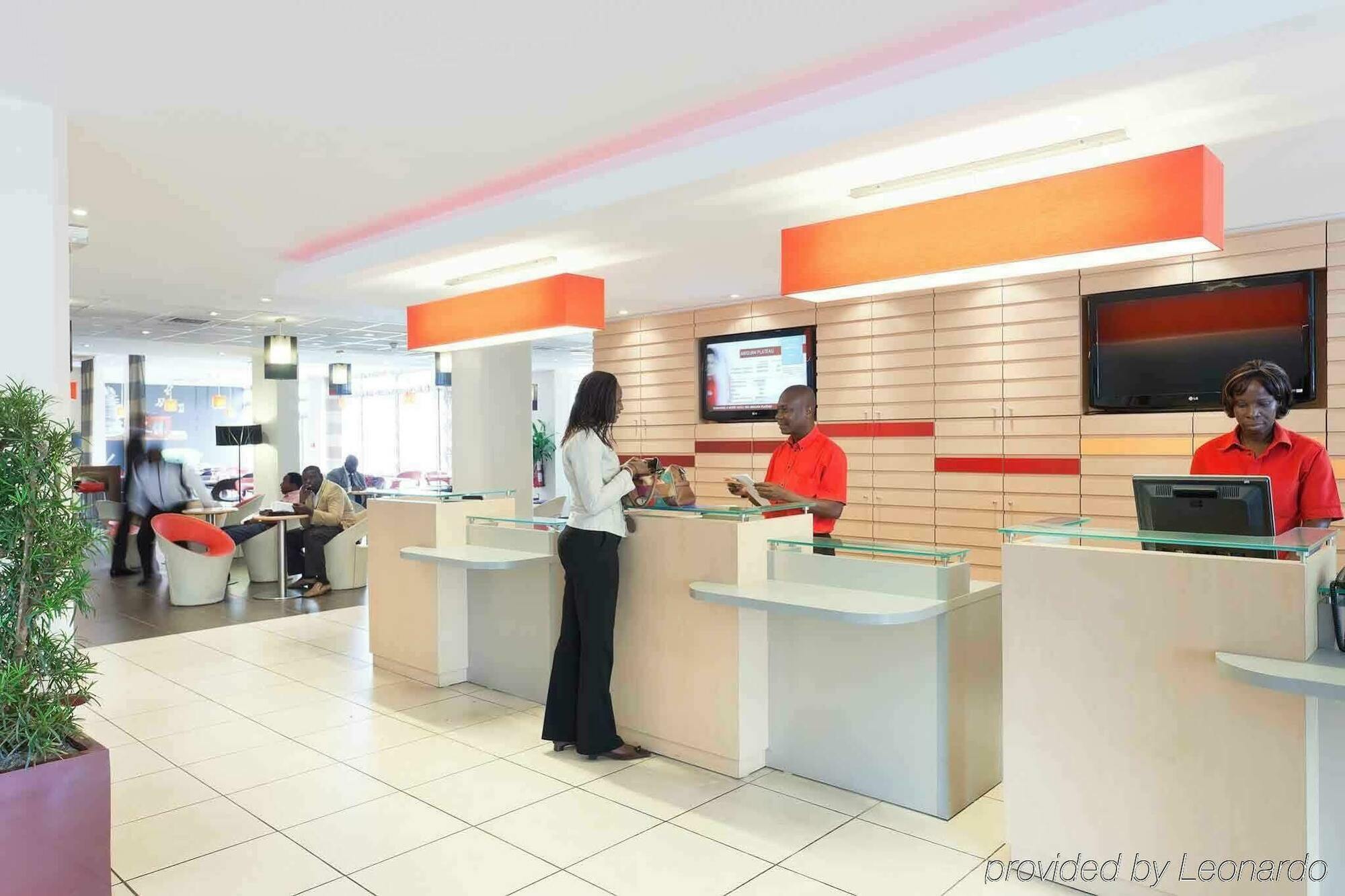 Ibis Styles Abidjan Plateau Hotel Екстериор снимка